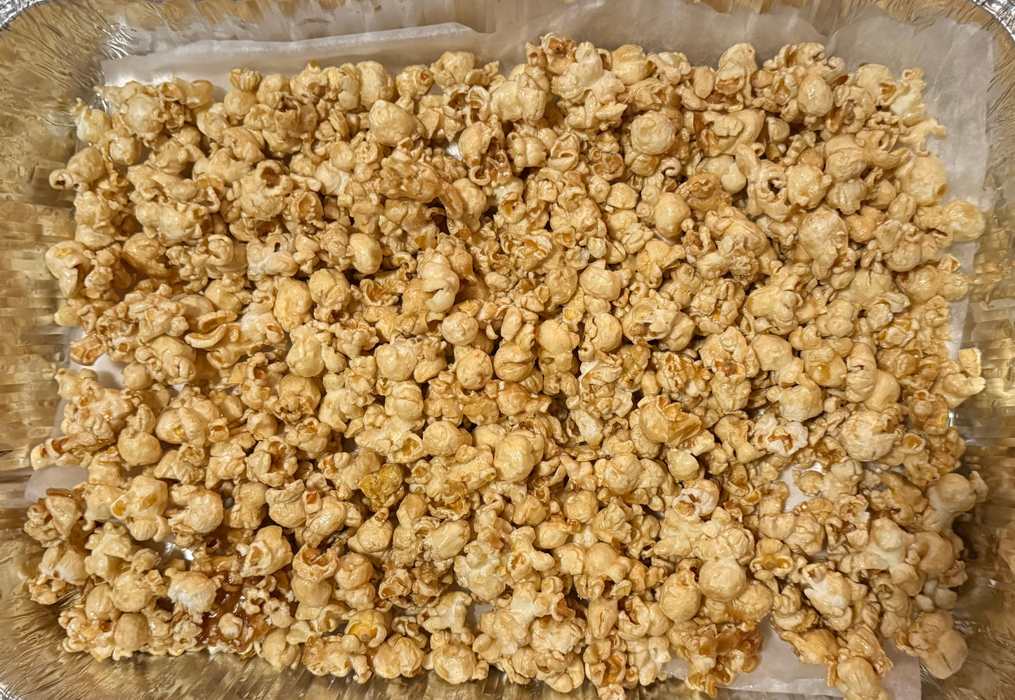 Golden Caramel Crunch Gourmet Popcorn – Sweet, Buttery, Handcrafted Flavor