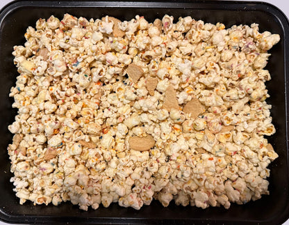Birthday Cake Popcorn with Golden Oreos – Sweet Vanilla Crunch Snack | Party Treat